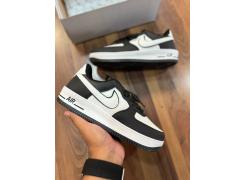 Tênis Nike Air Force Panda