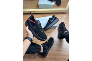 Tênis Nike Air Force 1 Black