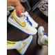 Tênis Nike Air Force Golden